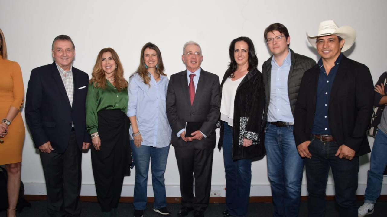 Reunión del Centro Democrático para decidir si entregan apoyo a Federico Fico Gutierre