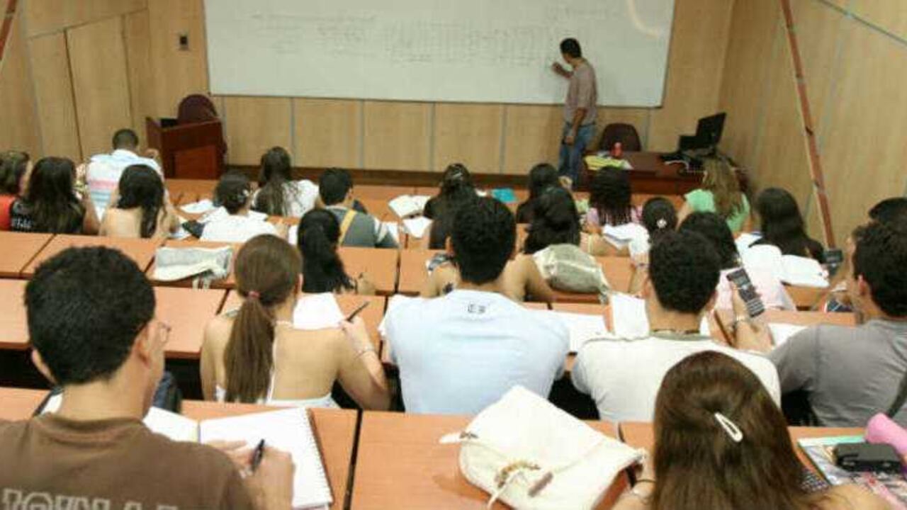 1.246 jóvenes desertaron del programa y por eso deberán devolverle al Estado el costo de la matricula