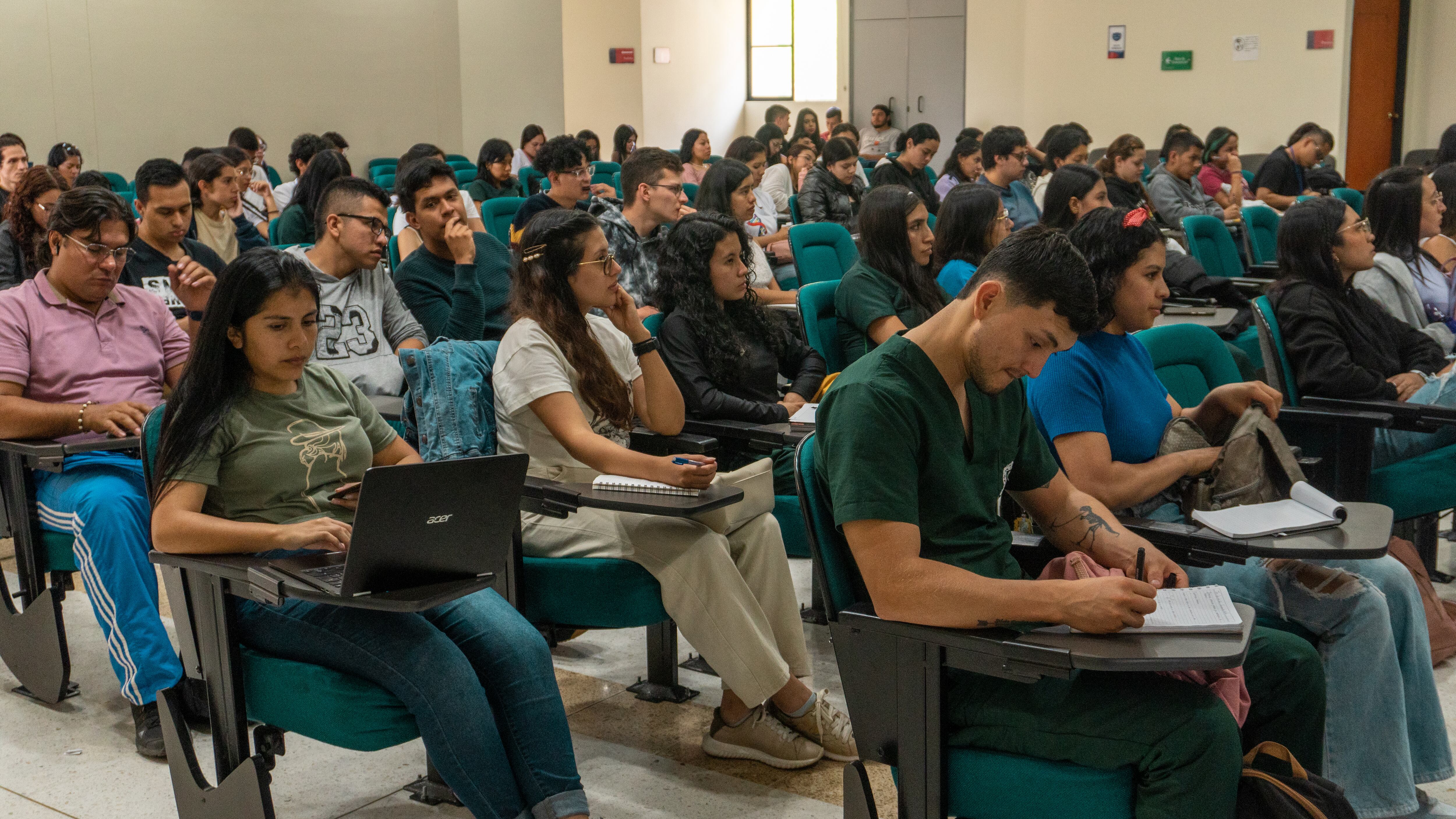 Para el cierre del presente año, se proyecta un total de 28 nuevos cargos de planta docente cubiertos.