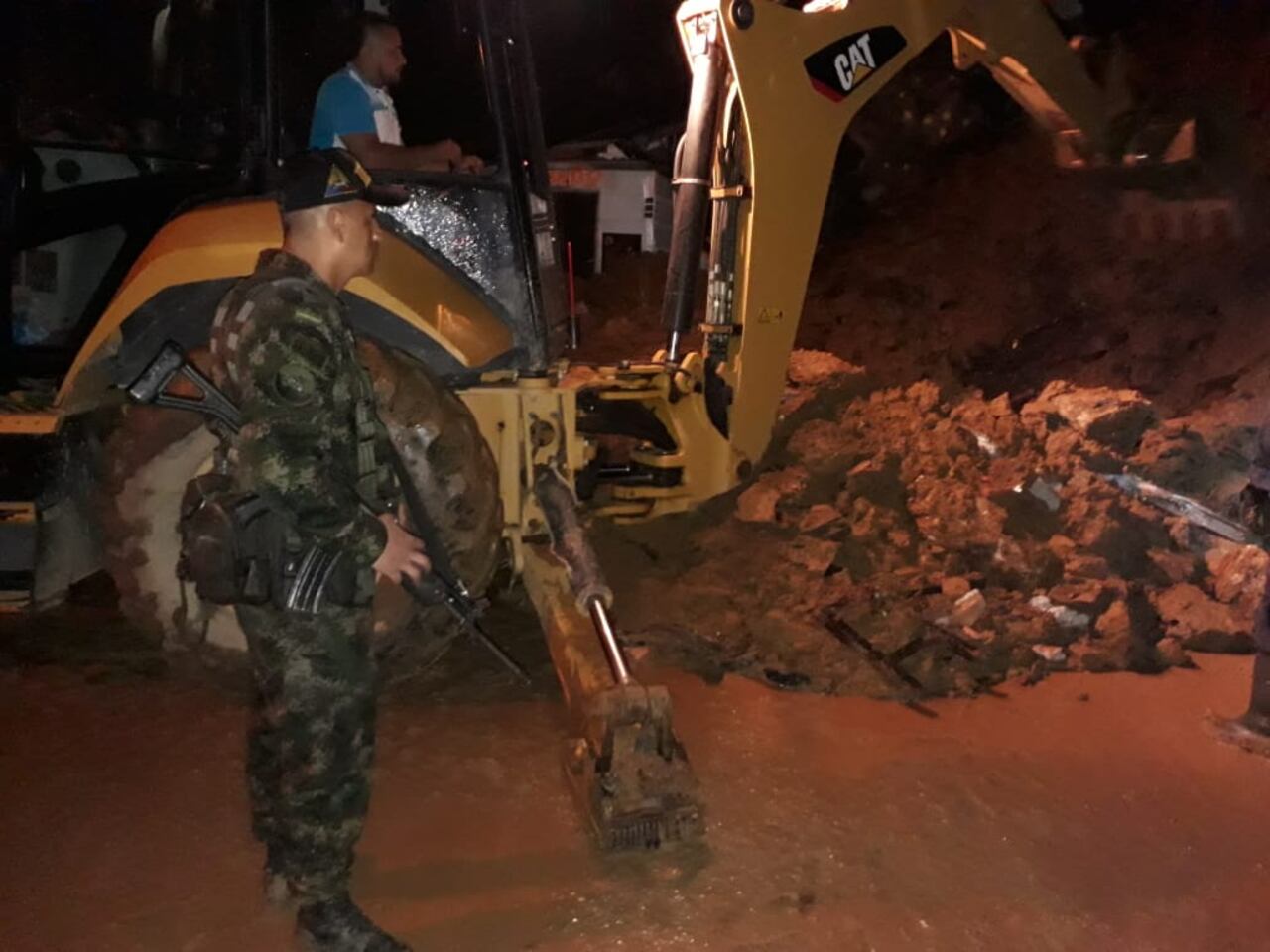 Deslizamiento en Puerto Valdivia