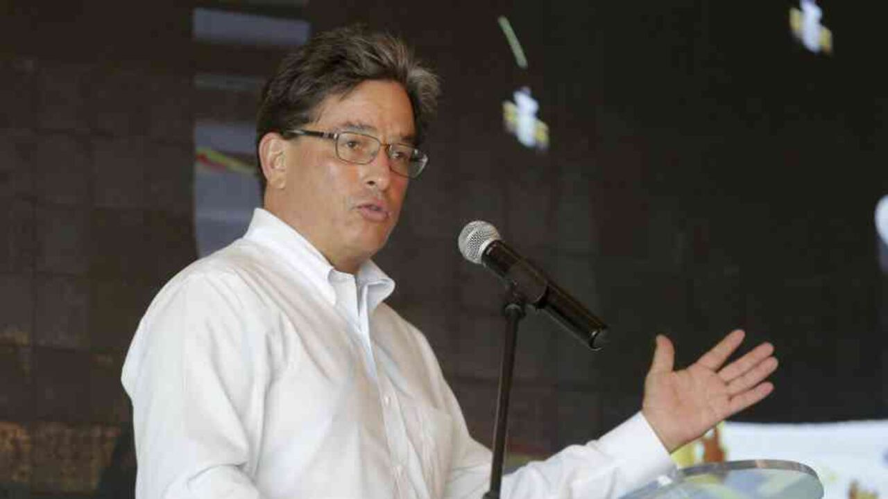 La radicación de la reforma es el banderazo inicial para que el Congreso de la República comience a estudiar y debatir el ambicioso proyecto del gobierno.