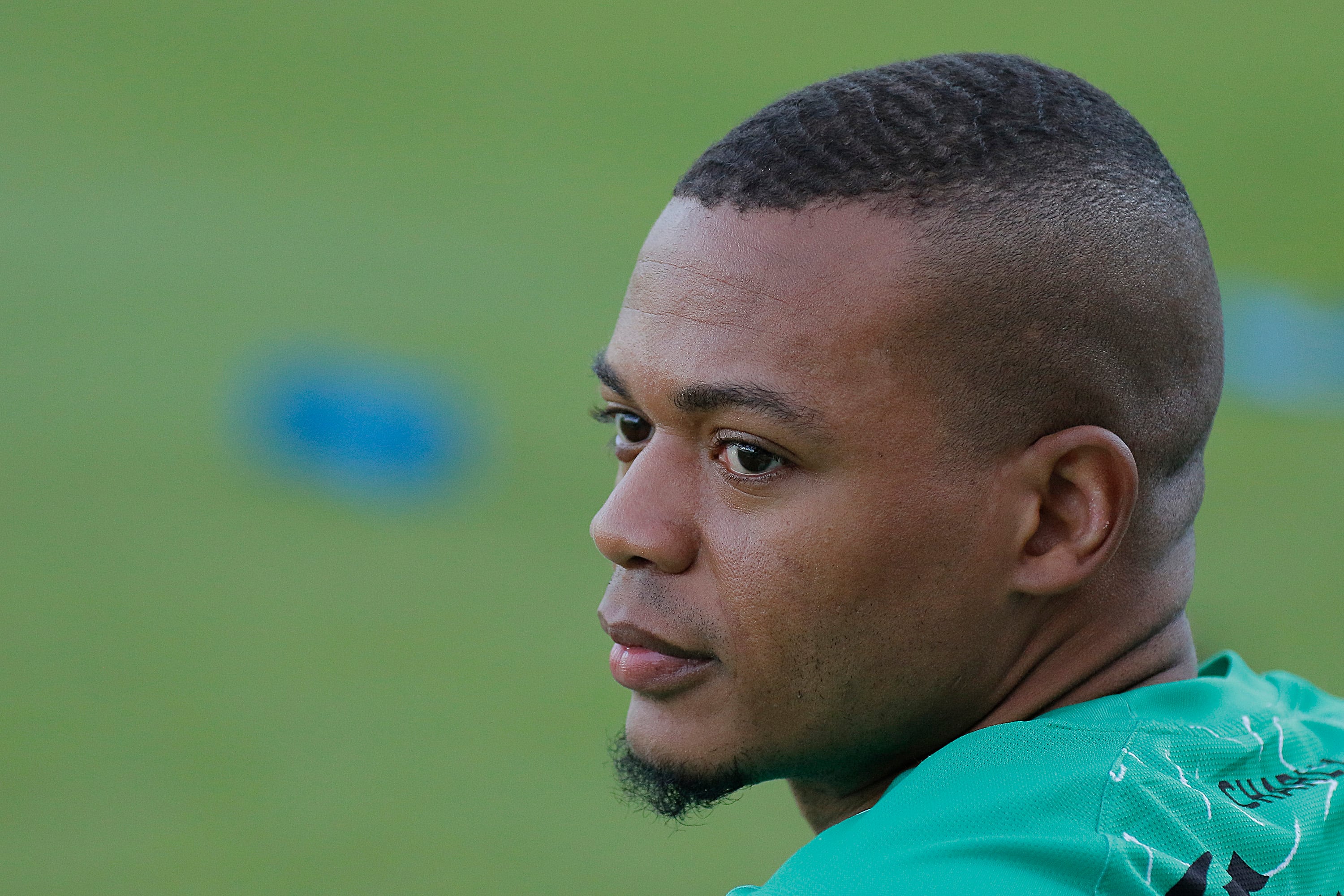 TORREON, MEXICO - NOVEMBER 5: Harold Preciado of Santos looks on prior the 16th round match between Santos Laguna and Toluca as part of the Torneo Apertura 2023 Liga MX at Corona Stadium on November 5, 2023 in Torreon, Mexico. (Photo by Manuel Guadarrama/Getty Images)