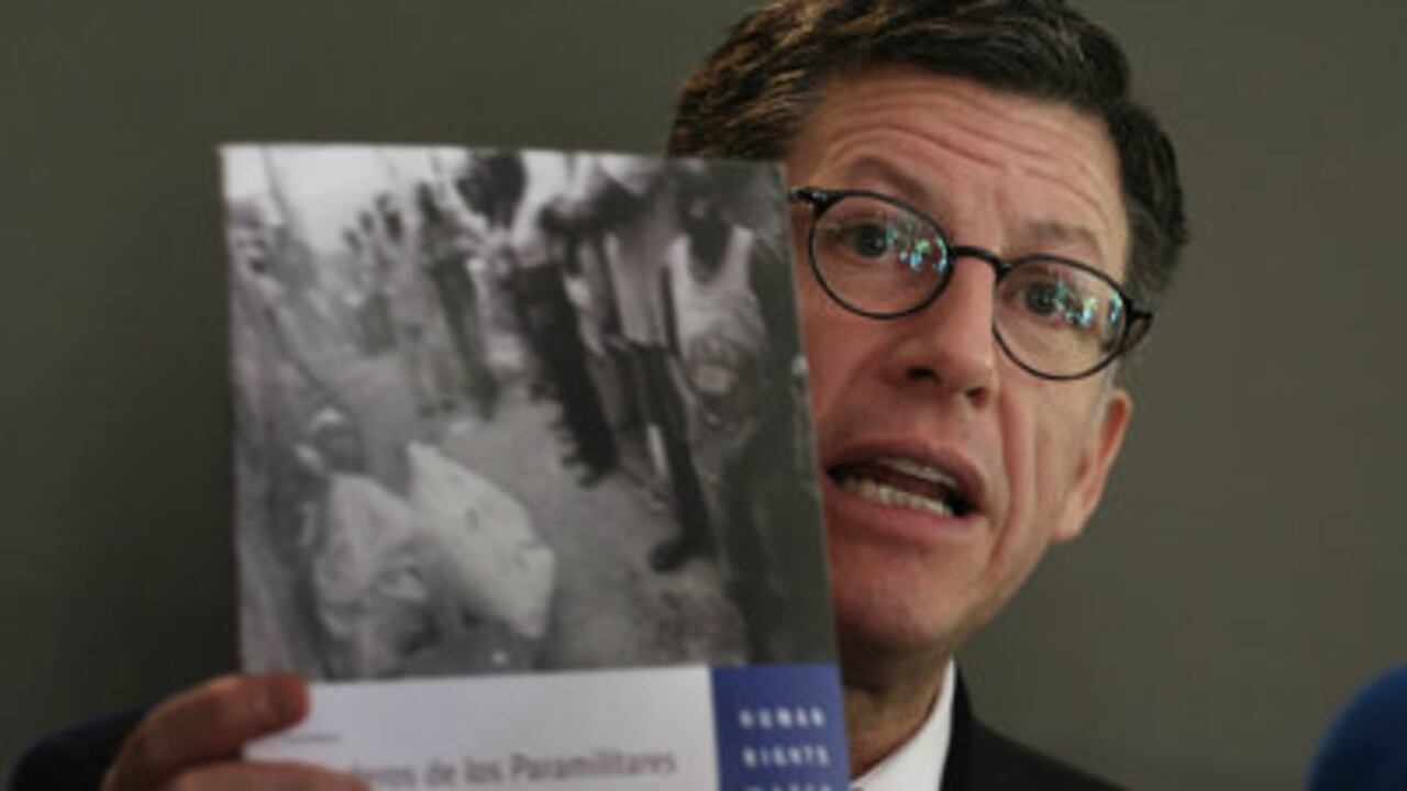 José Miguel Vivanco, de incómodo en el gobierno Uribe, ha tenido influencia en varias decisiones del presidente Santos.