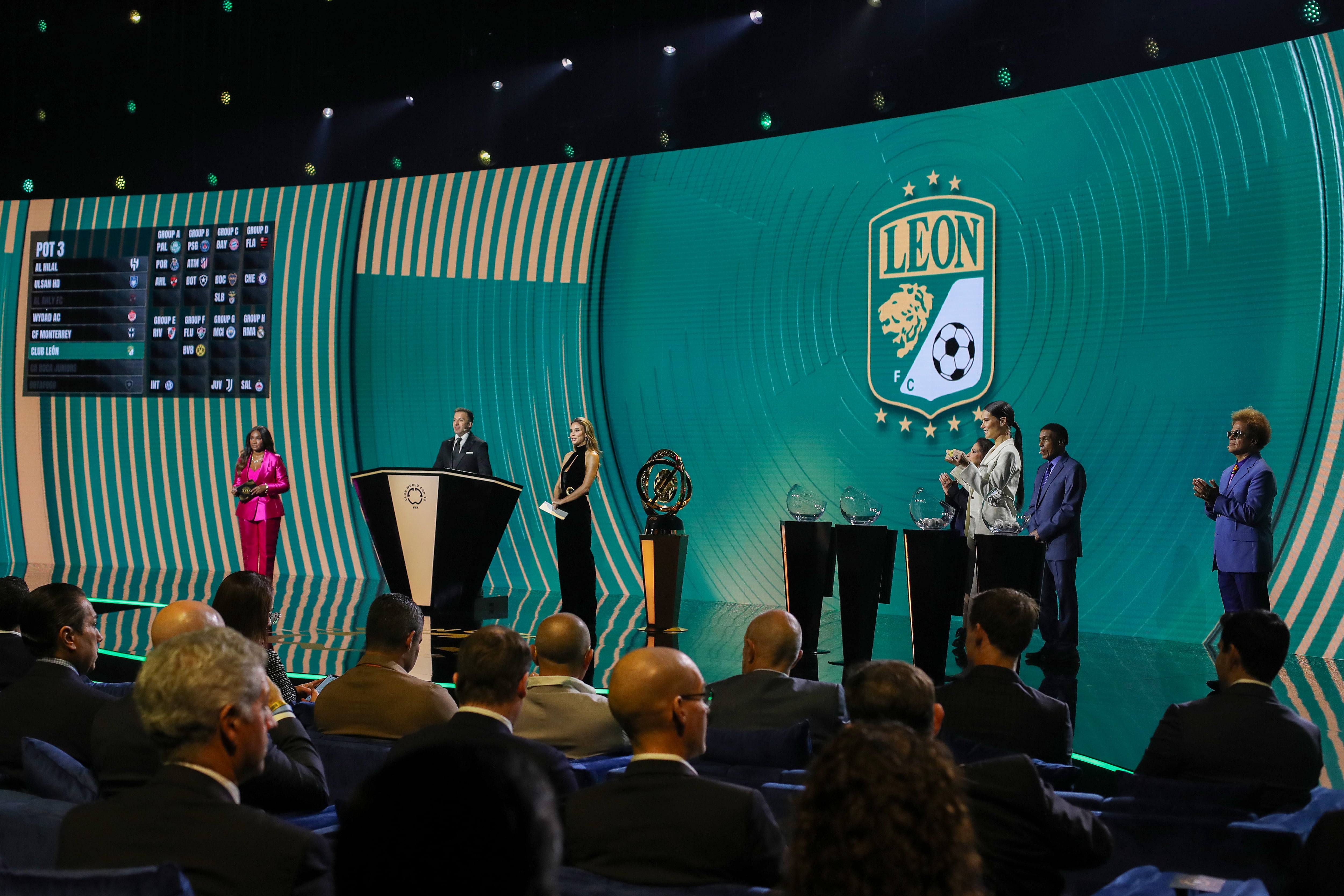 Vista general del interior del recinto mientras se sortea el Club León durante el Sorteo de la Copa Mundial de Clubes de la FIFA 2025 en los Estudios Telemundo el 05 de diciembre de 2024 en Miami, Florida.