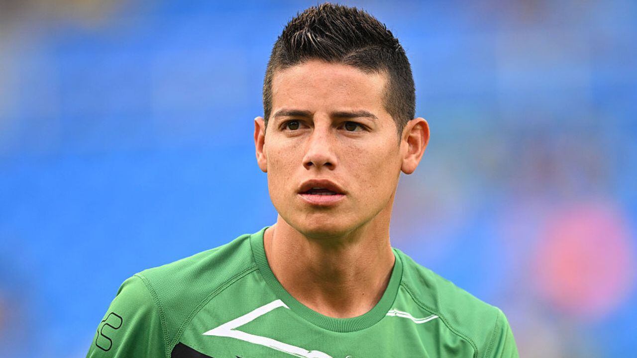 James con los colores de León.