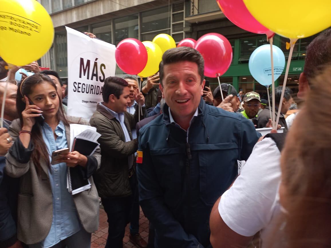 Diego Molano oficializa su candidatura a la Alcaldía de Bogotá.