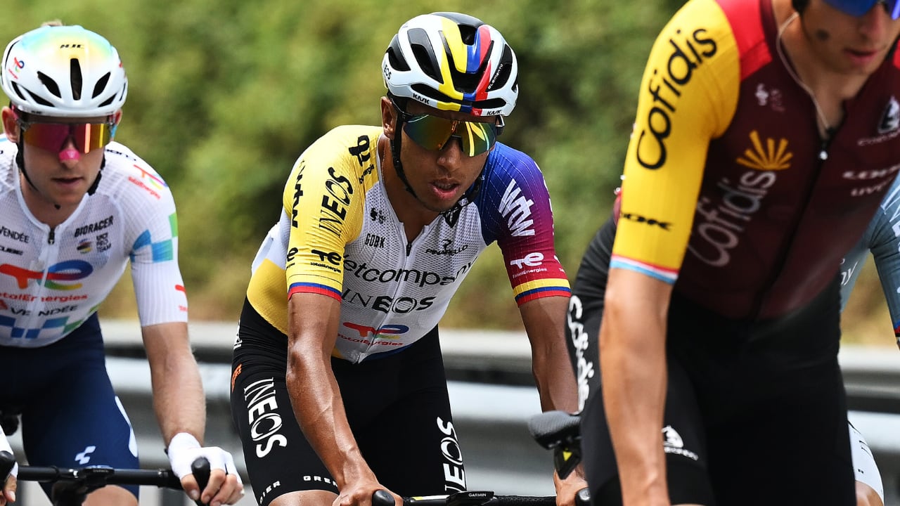 Egan Bernal durante la etapa 7 del Tour de Francia 2026.