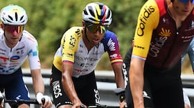 Egan Bernal durante la etapa 7 del Tour de Francia 2026.