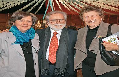 Guiomar Acevedo, Moisés Melo y Carmen Barvo.