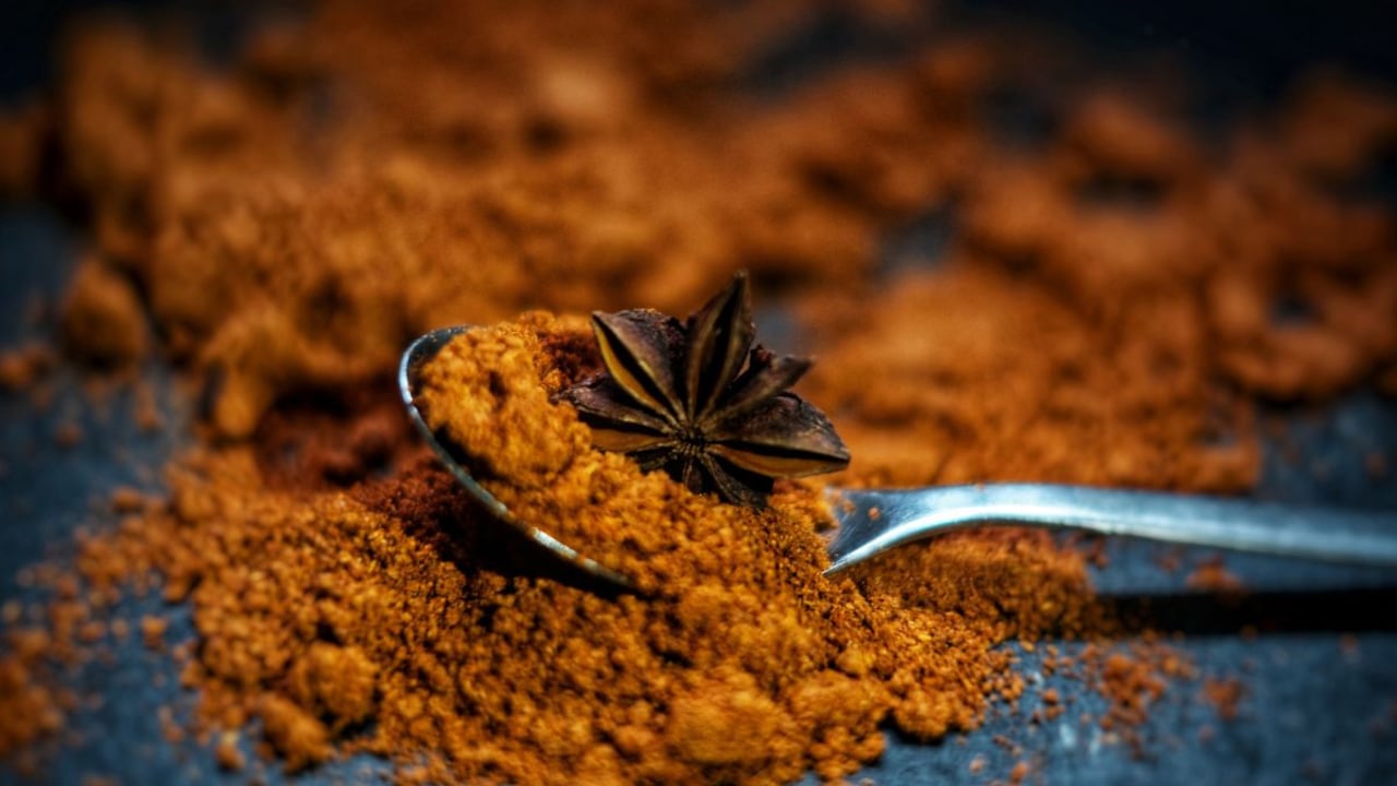 Canela para limpiar la casa.