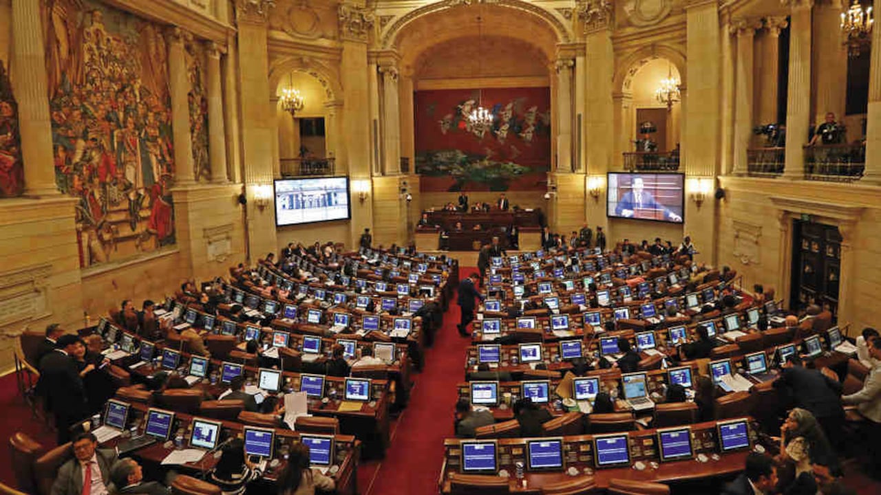 La ponencia contiene 349 artículos y tendrá que surtir su trámite esta semana en plenarias de Senado y Cámara.