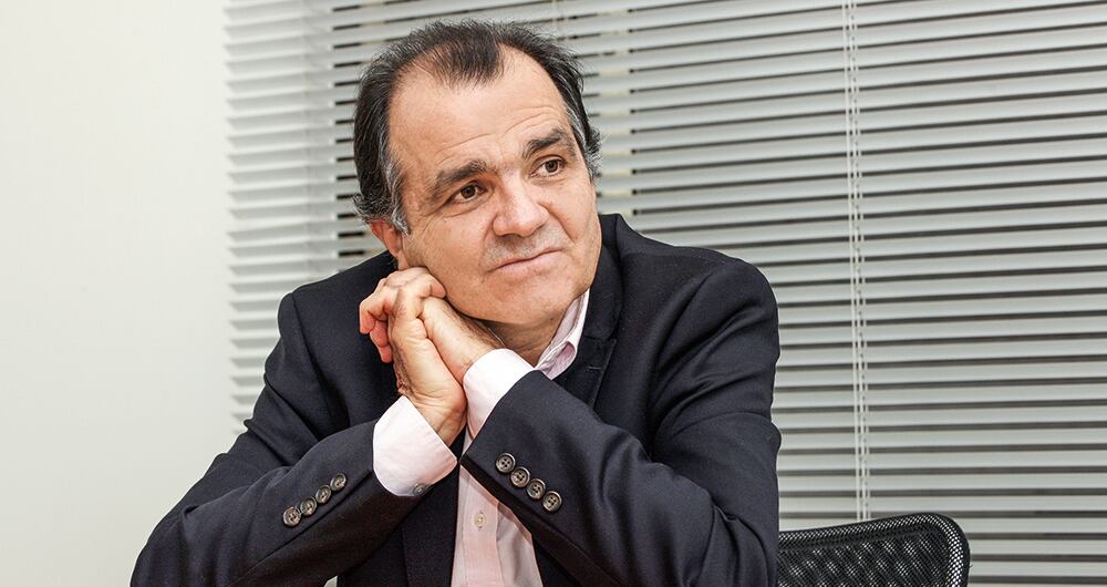 Óscar Iván Zuluaga quiere postular su nombre a las elecciones presidenciales, pero lo hará oficialmente si se convierte en el candidato único del Centro Democrático. De lo contrario, no sería posible su candidatura.