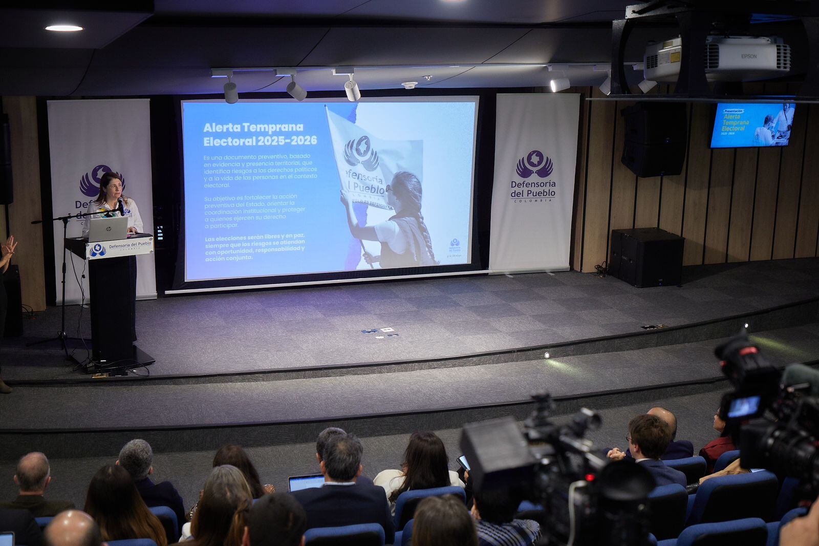 La Defensoría del Pueblo presentó la Alerta Temprana 2025.