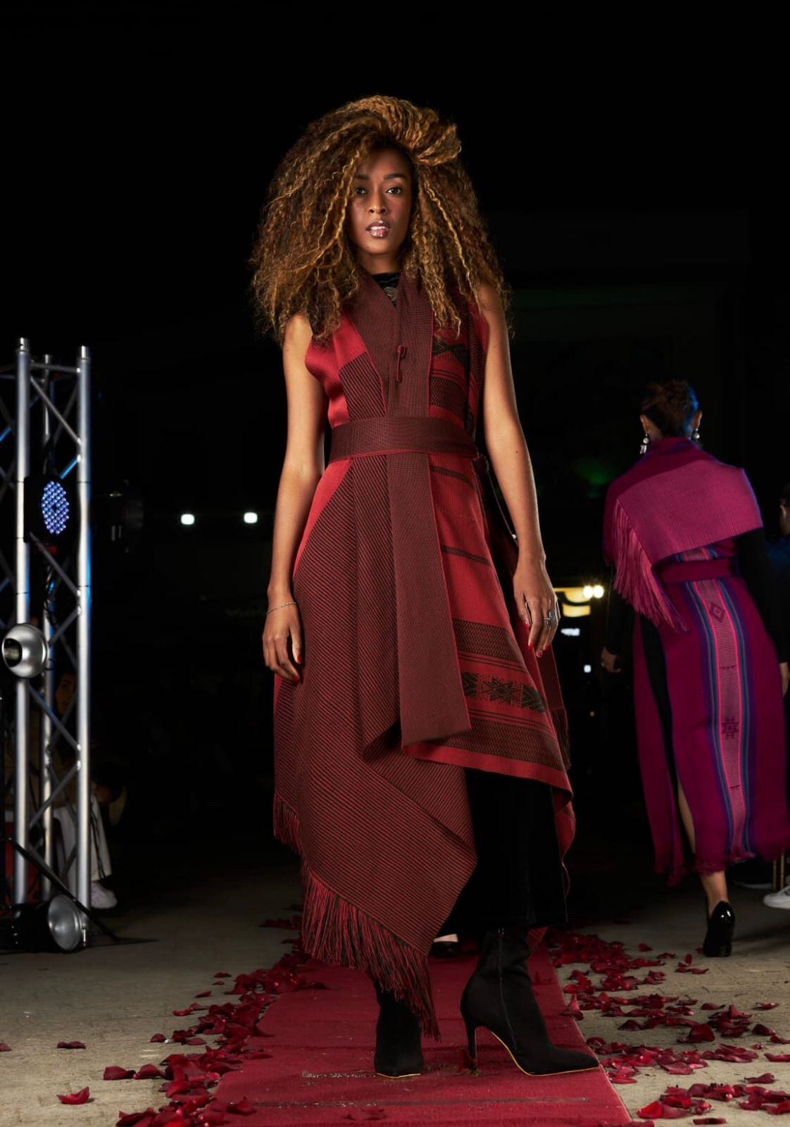 Melania Trump recibirá como regalo un vestido tejido por indígenas colombianas, diseñadora dio detalles sobre la prenda