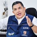 Jorge Iván Ospina ha respondido con evasivas ante los cuestionamientos por los polémicos contratos.