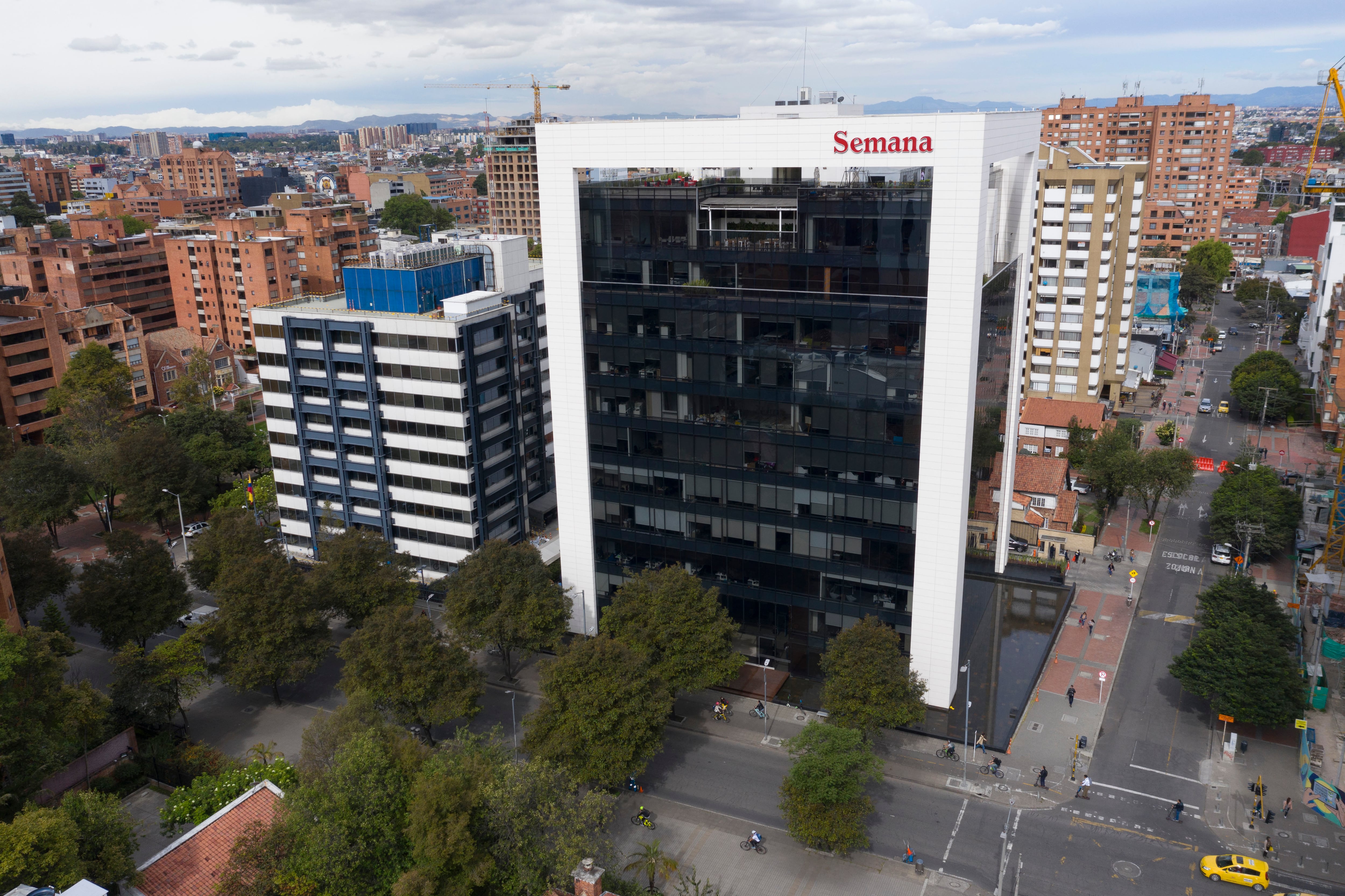 Panoramica Edificio Semana