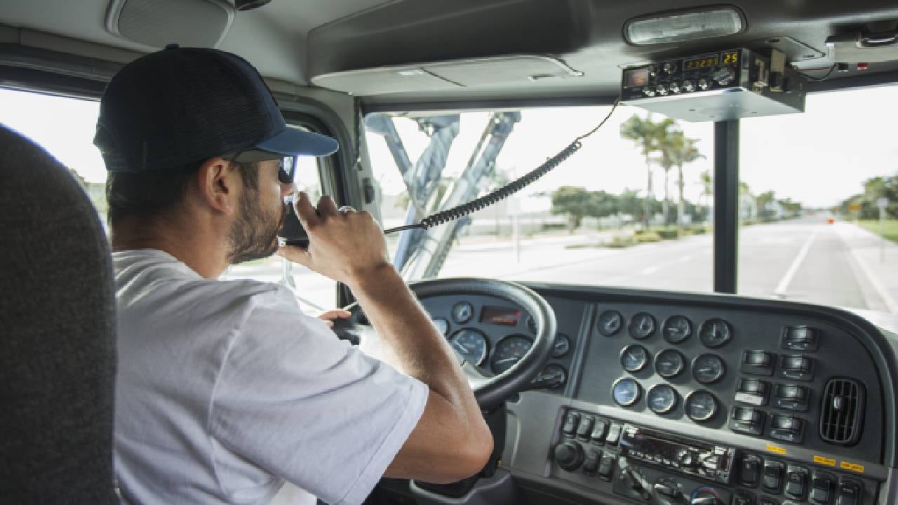 La Virgen del Carmen es la patrona de los conductores.