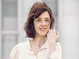 Irene Vallejo también publica desde hace un año, y de forma quincenal, la columna ‘El atlas de Pandora’ en El País Semanal de España.