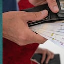 Varios usuarios de WhatsApp venden productos a través de la app.