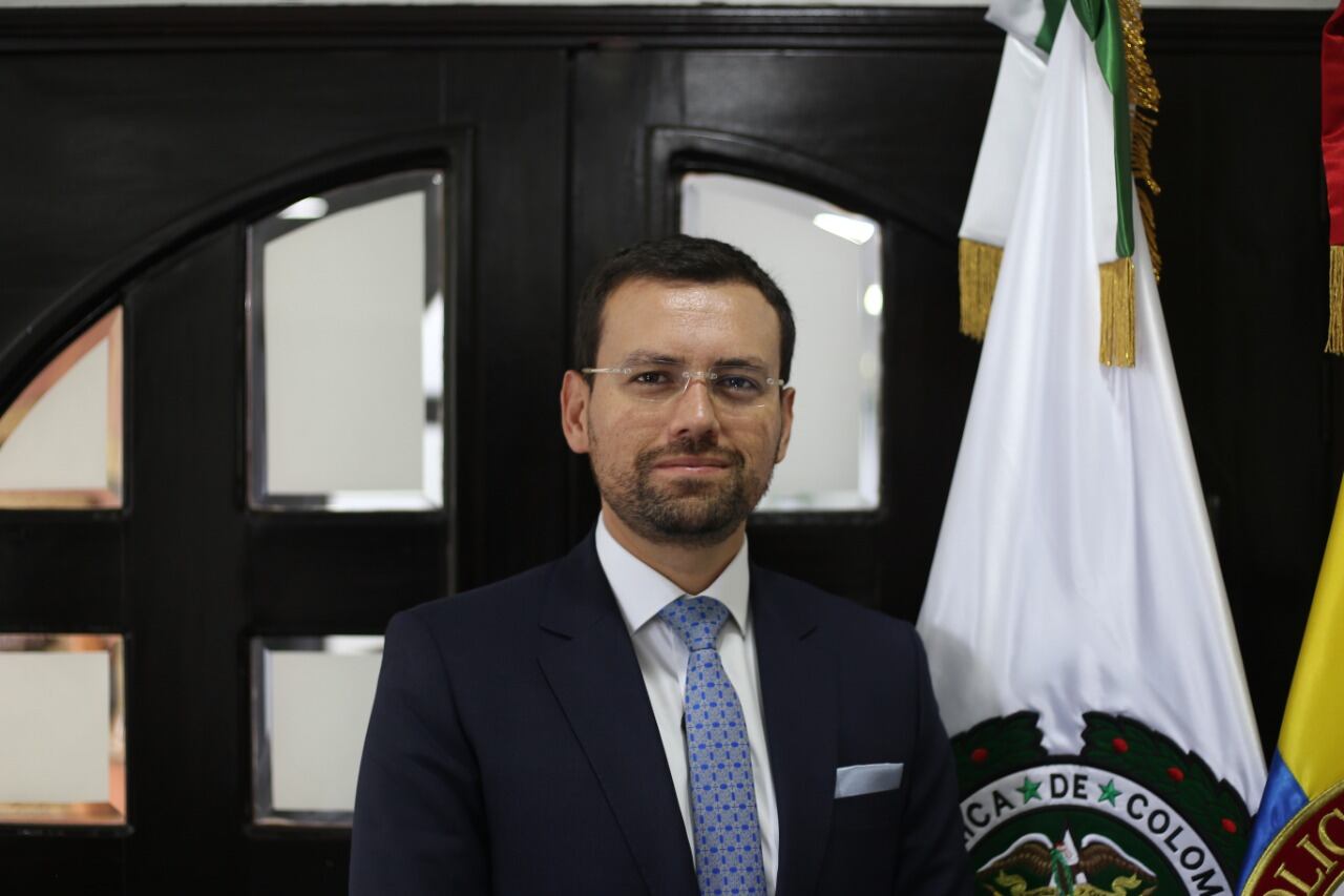 Luis Carlos Velásquez cardona, gobernador de Caldas.