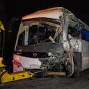 This photograph shows the Spanish damaged bus towed by a truck in Porte-Puymorens, southern France, on December 1, 2024, following its accident en route from Barcelona to Andorra. A Spanish coach travelling between Barcelona and Andorra overturned on a mountain road in the ski resort of Porte-Puymorens (Pyrenees-Orientales) on December 1, 2024, killing at least two people and seriously injuring seven others, the prefecture and police said. The �provisional toll� issued by the Pyrenees-Orientales prefecture also stated that seven people were �injured in relative emergency�. (Photo by Jean-Christophe MILHET / AFP)