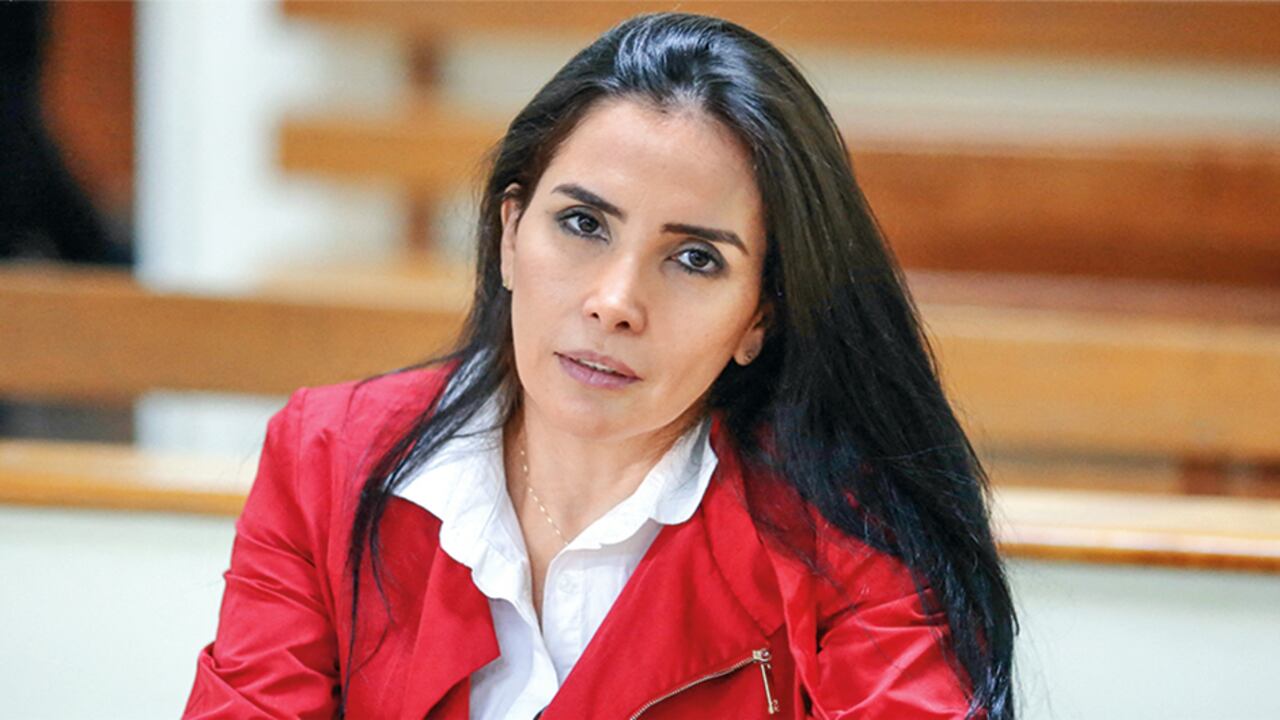 La excongresista está prófuga de la justicia tras el escándalo de la Casa Blanca.