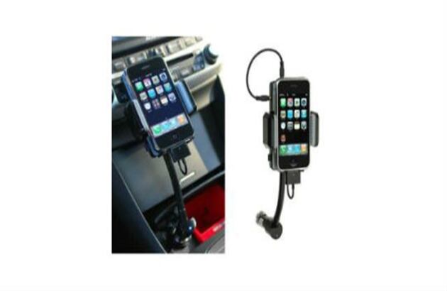 Esta base para poner el celular. Resulta muy cómoda para aquellos que siempre deben estar pendientes del celular. La puede conseguir en Mercado Libre.