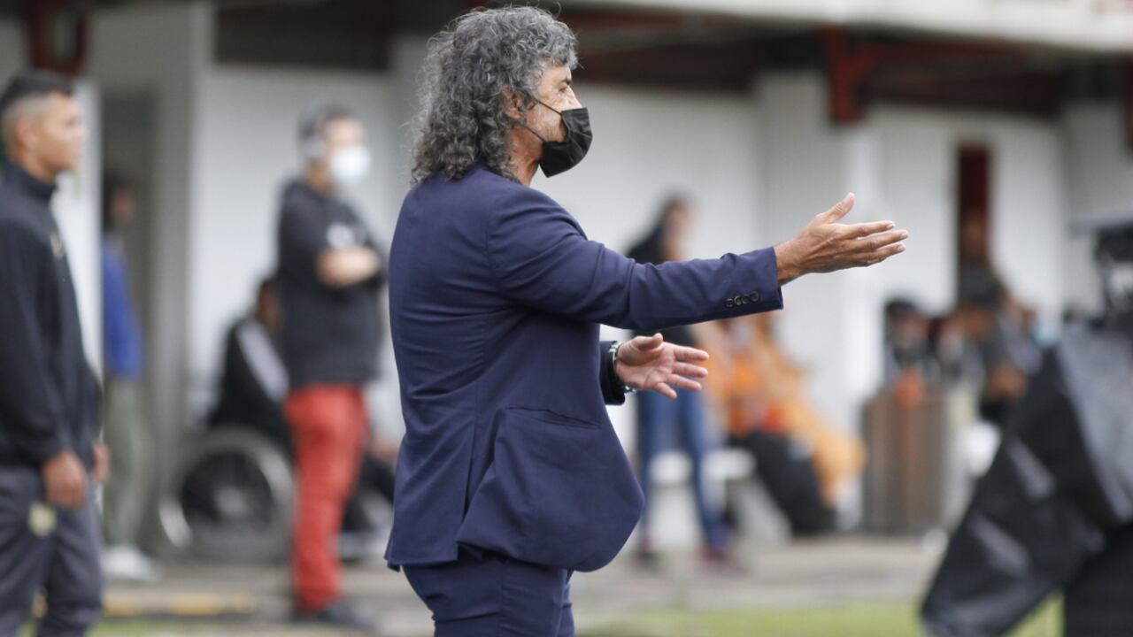 Leonel Álvarez, técnico Águilas Doradas de Rionegro.
