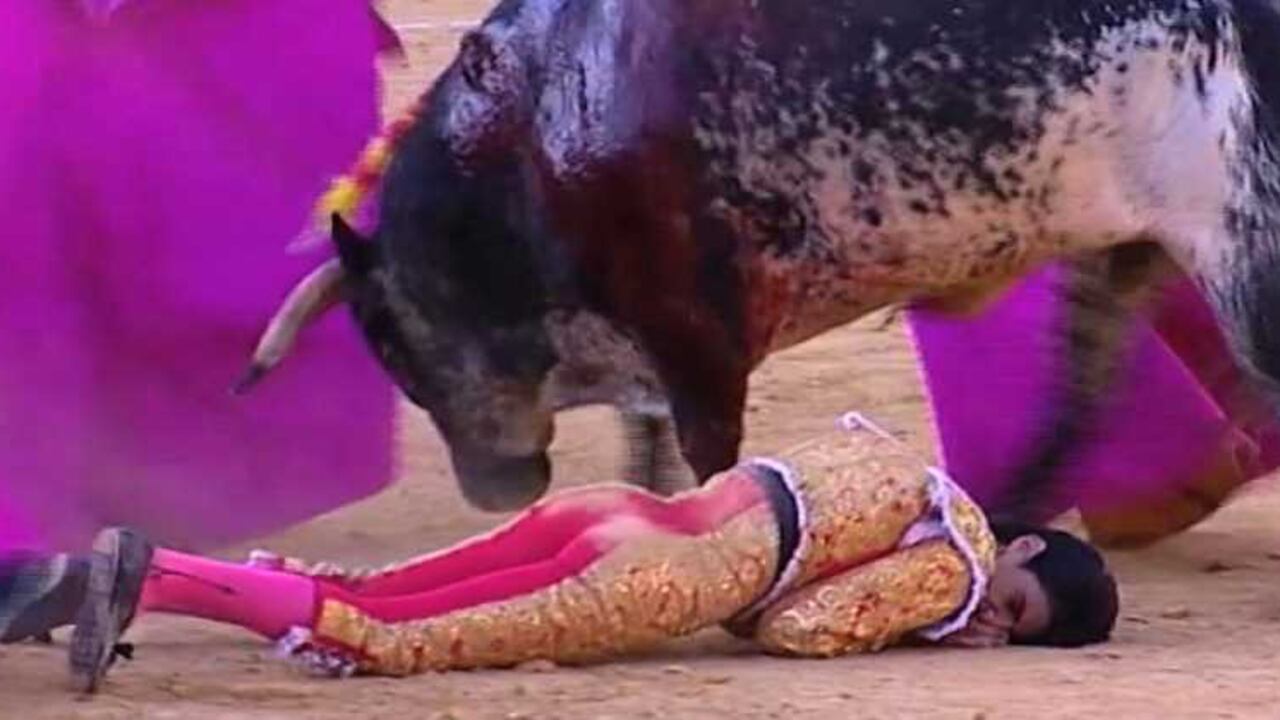 Víctor Barrio murió de una cornada en el pecho el sábado pasado en la plaza de toros de Teruel, España. Desde 1992 un matador no caía muerto en el ruedo.