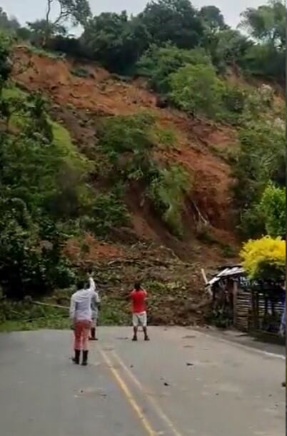 Están incomunicadas de las veredas Alto de las Yerbas, Soledad, Párraga Viejo, Santa Clara y Chontaduro del municipio.