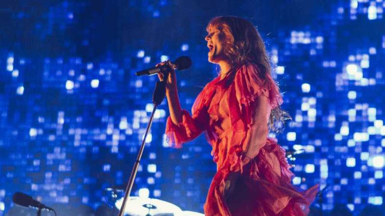 El de la noche del viernes 11 fue el primero de una gira de conciertos que acaba de iniciar Florence + The Machine. Foto: David Chávez.