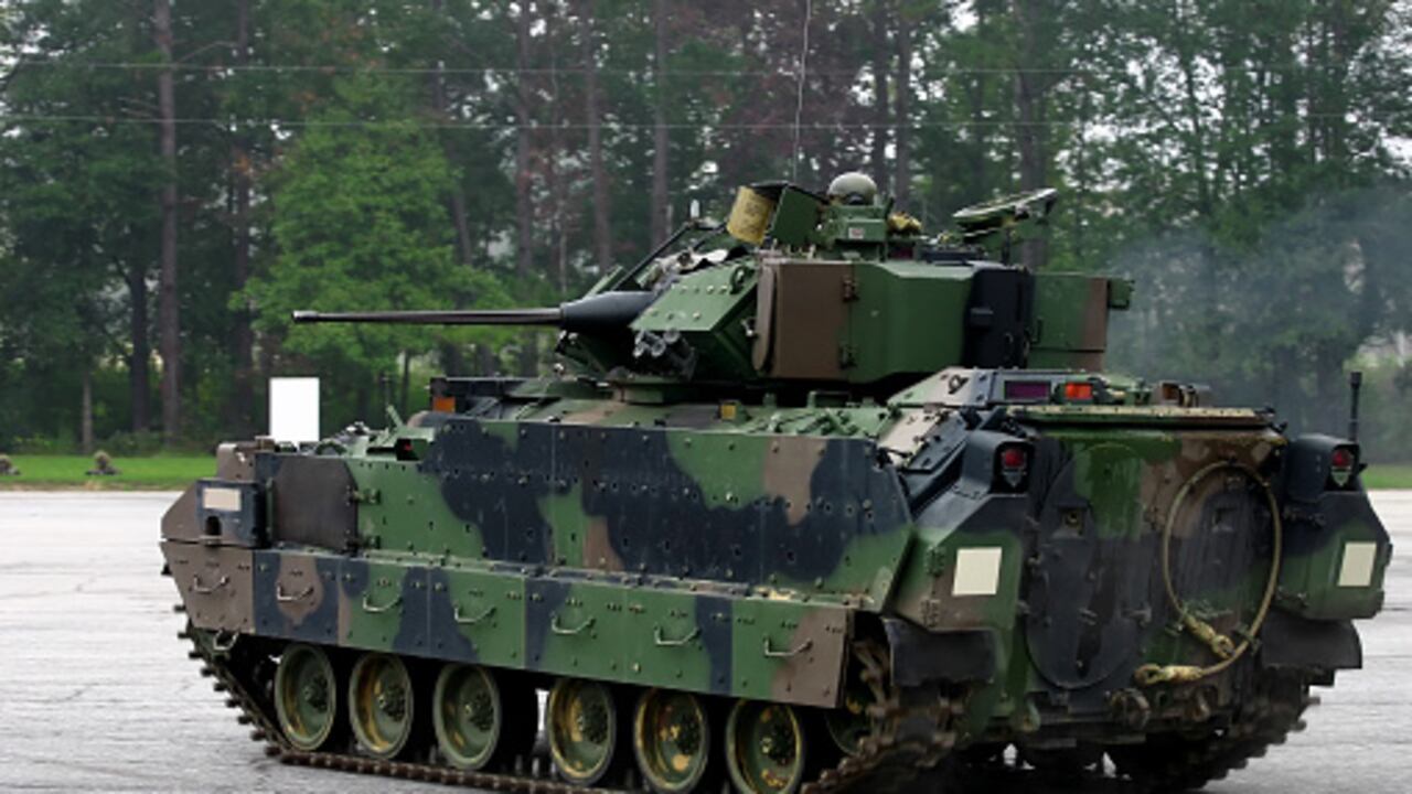 El Gobierno de Estados Unidos anunció este viernes 3.000 millones de dólares en ayuda militar para Ucrania que incluirá vehículos blindados Bradley.