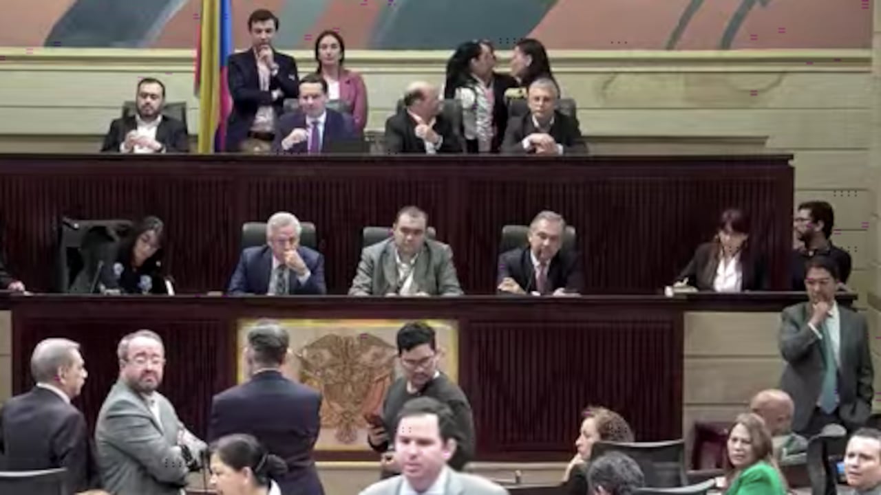 Debate a la reforma tributaria en comisiones económicas.