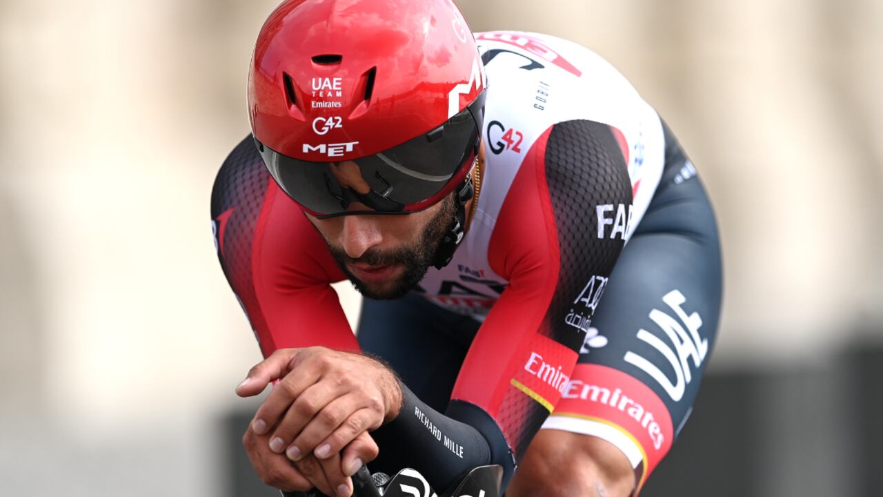 BUDAPEST, HUNGARY - MAY 07: Fernando Gaviria Rendon of Colombia and UAE Team Emirates sprints during the 105th Giro d'Italia 2022, Stage 2 a 9,2km individual time trial stage from Budapest to Budapest / ITT / #Giro / #WorldTour / on May 07, 2022 in Budapest, Hungary. (Photo by Getty Images/Stuart Franklin)