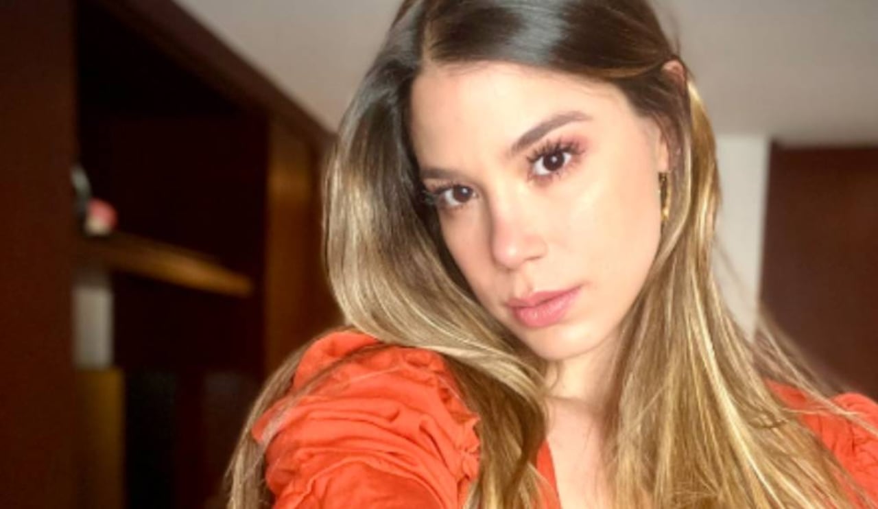 Ella es Dominica Duque, reconocida presentadora, que afirman tiene un romance con Alejandro Estrada