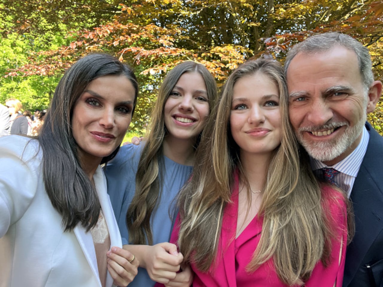 La reina Letizia, junto a las princesas Sofía y Leonor y el rey Felipe VI.