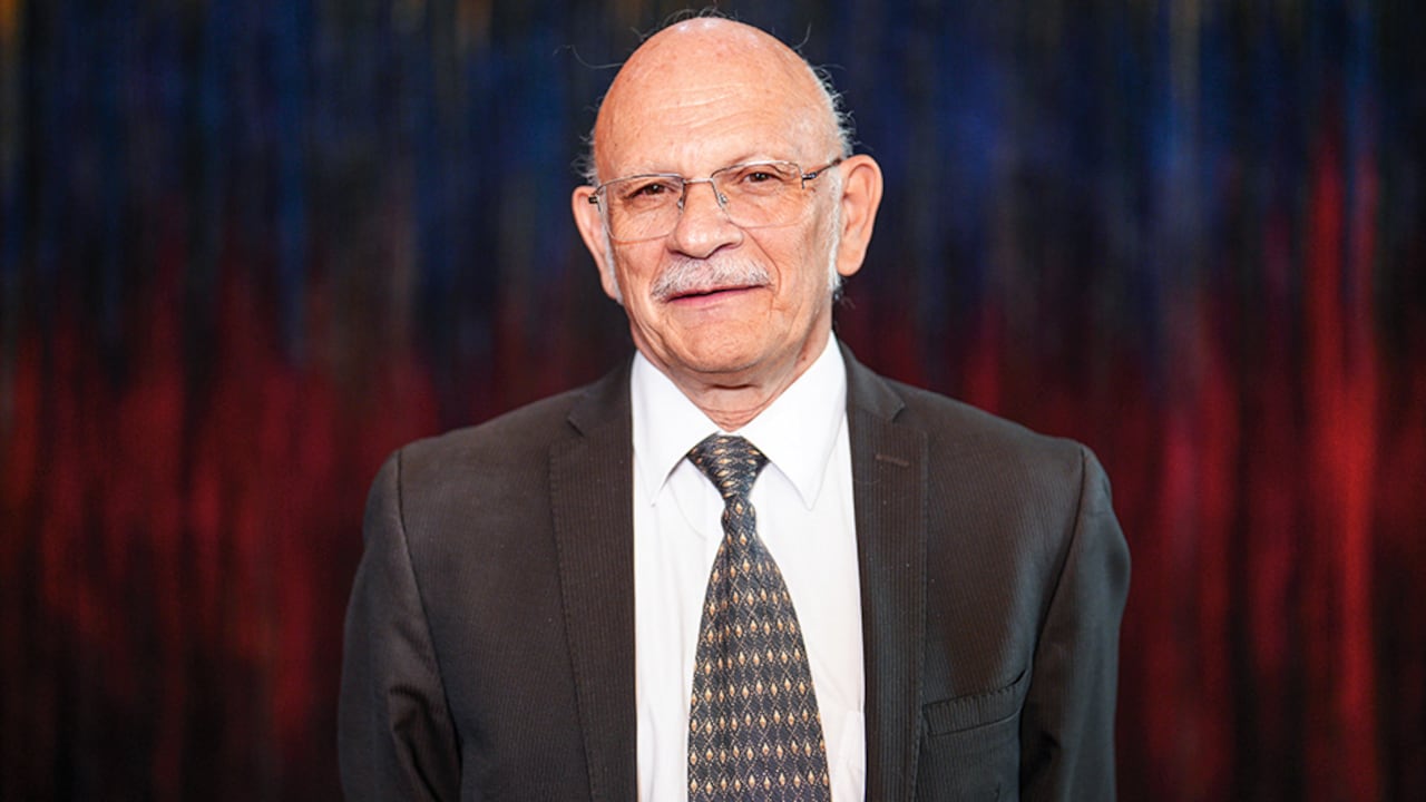 Francisco Rossi, director del Invima, asegura que están en proceso de reubicar a la presunta víctima.