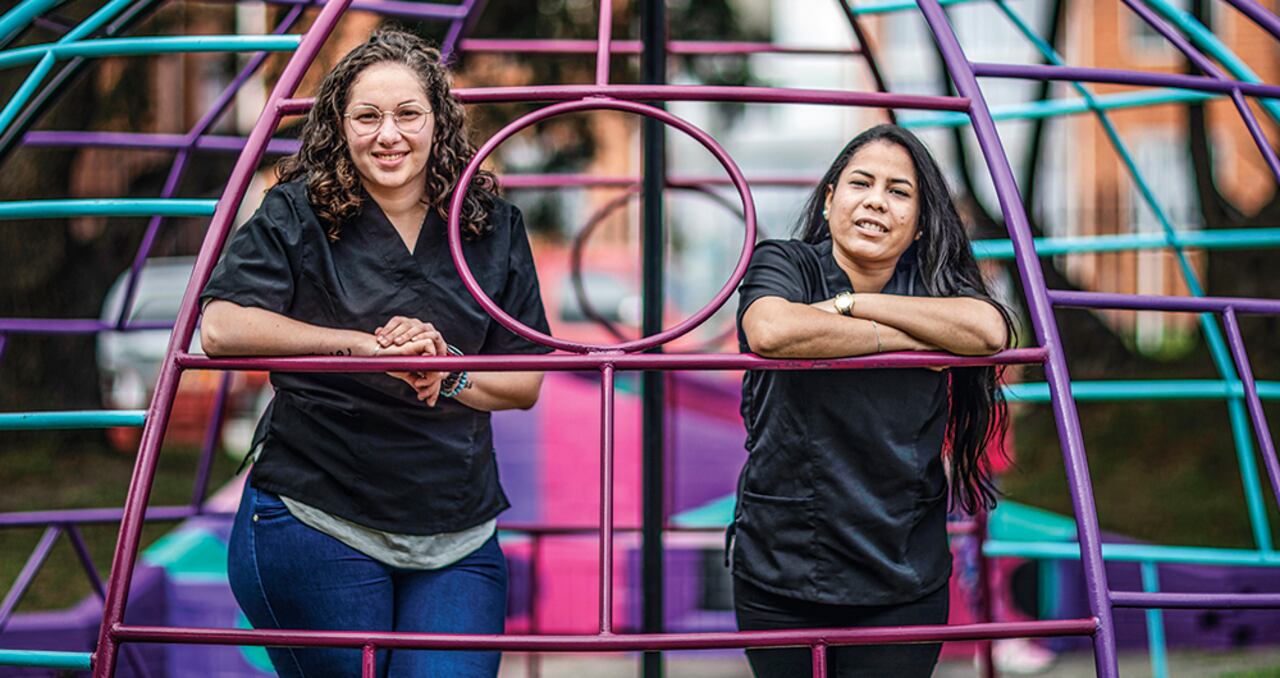 Alrededor de un millón de mujeres han migrado desde Venezuela para establecerse en Colombia. Como Cristina y Samy, muchas de ellas deben soportar abusos y acosos.