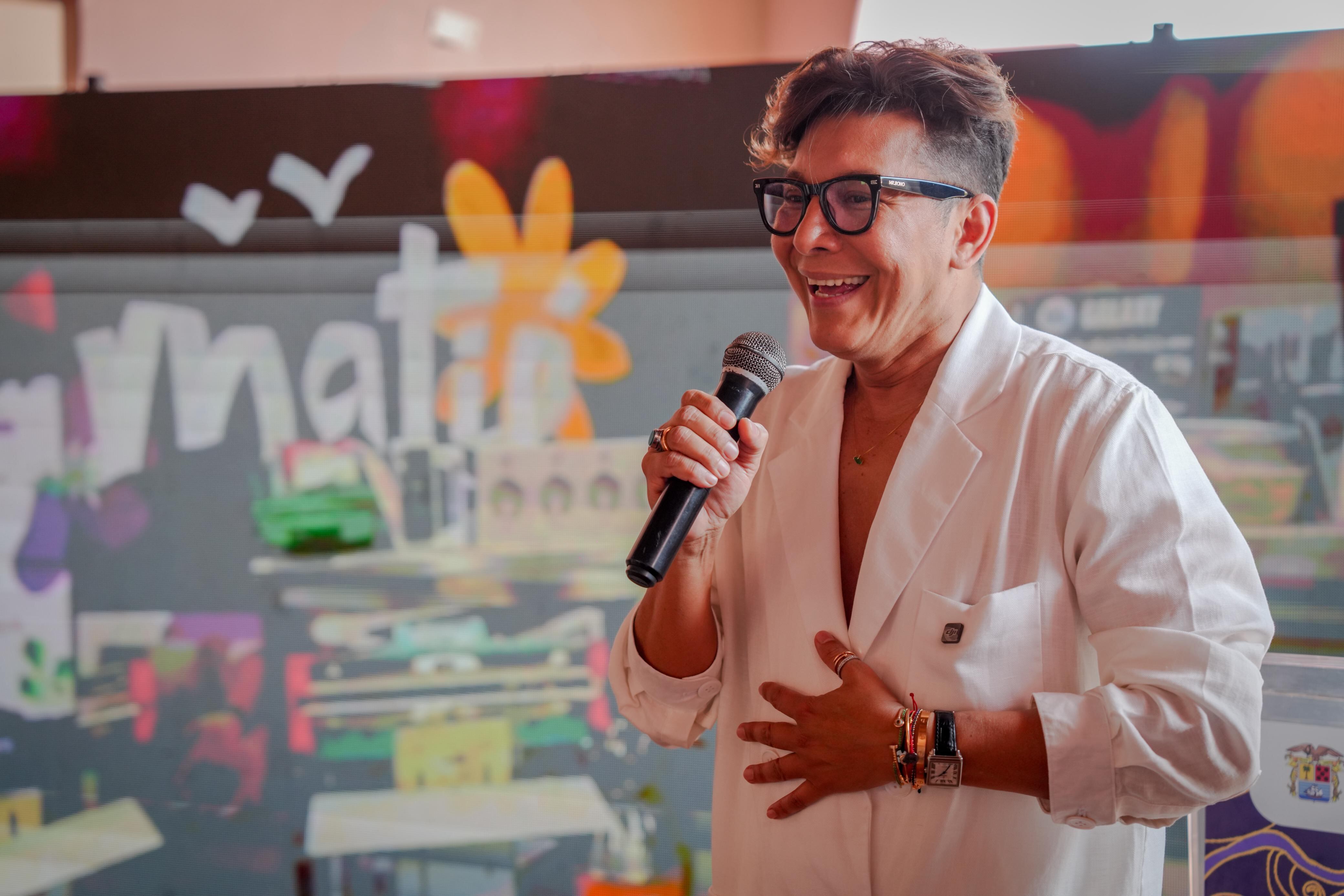 Durante la XI edición del Festival de Jazz, el estilista Franklin Ramos recibió un homenaje por parte de la Gobernación de Bolívar.