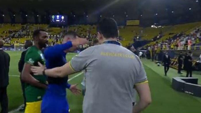 Cristiano Ronaldo, enojada tras derrota de Al-Nassr ante Al-Khaleej.