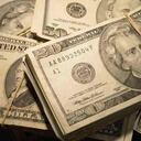 Vacunas contra el coronavirus podrían tumbar el dólar hasta 20% en 2021