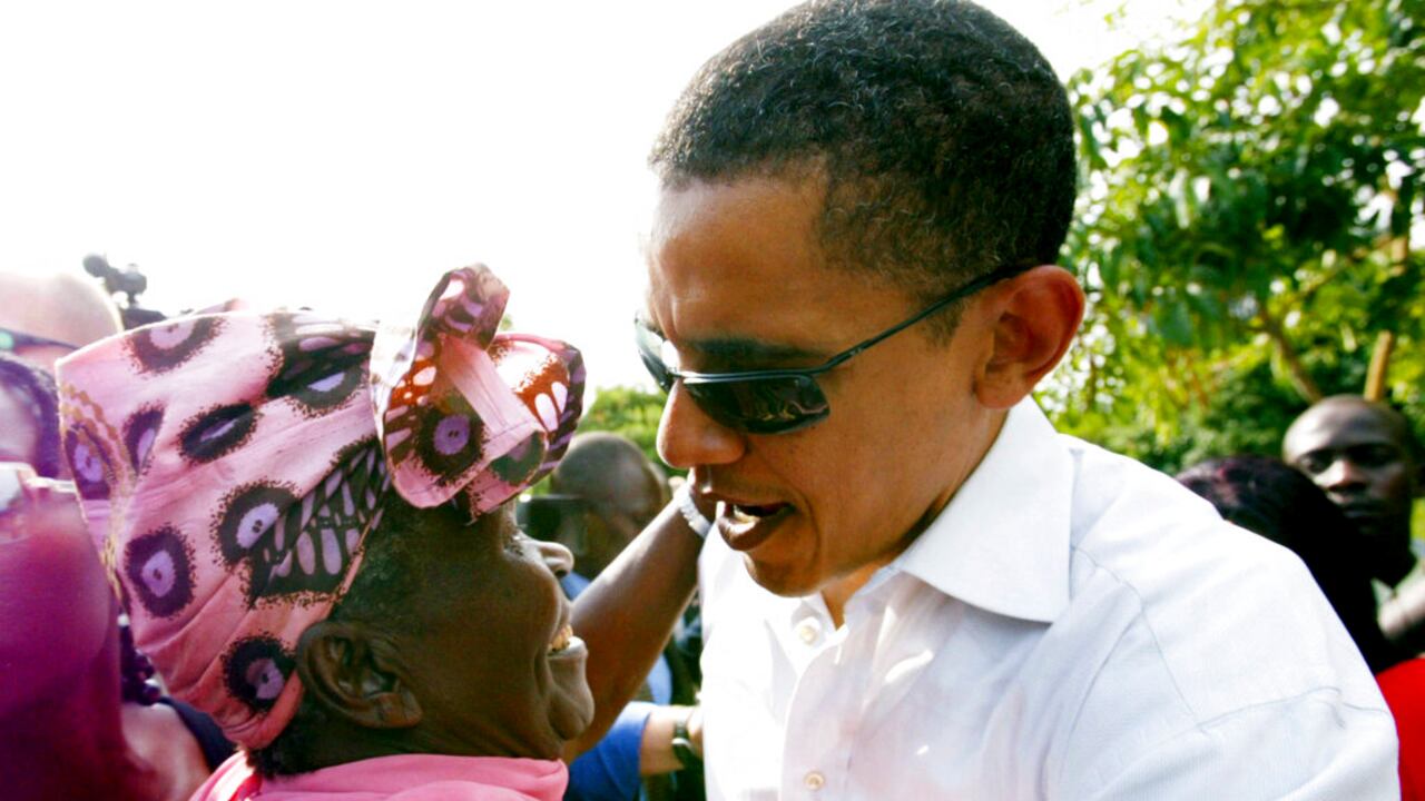 Muere la ‘abuela’ keniana de Barack Obama a los 99 años