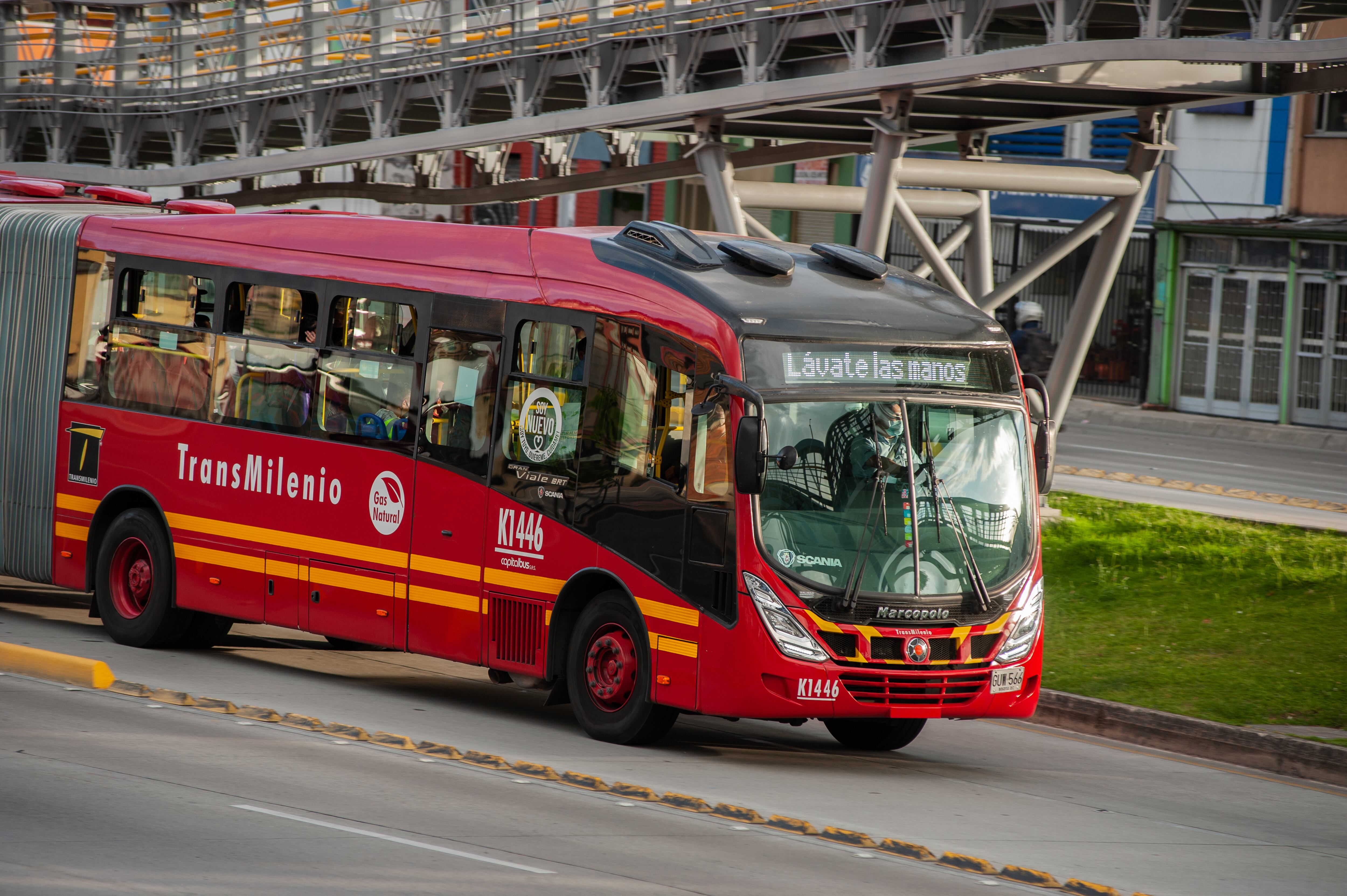 Así están robando celulares en TransMilenio