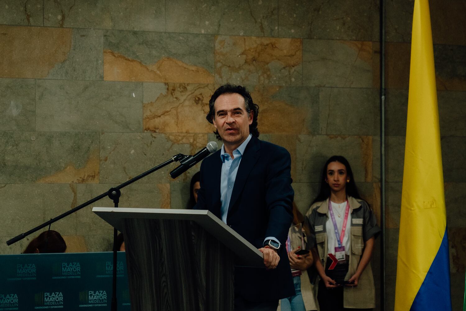 El alcalde de Medellín se refirió a los estragos de la anterior alcaldía, de Daniel Quintero.