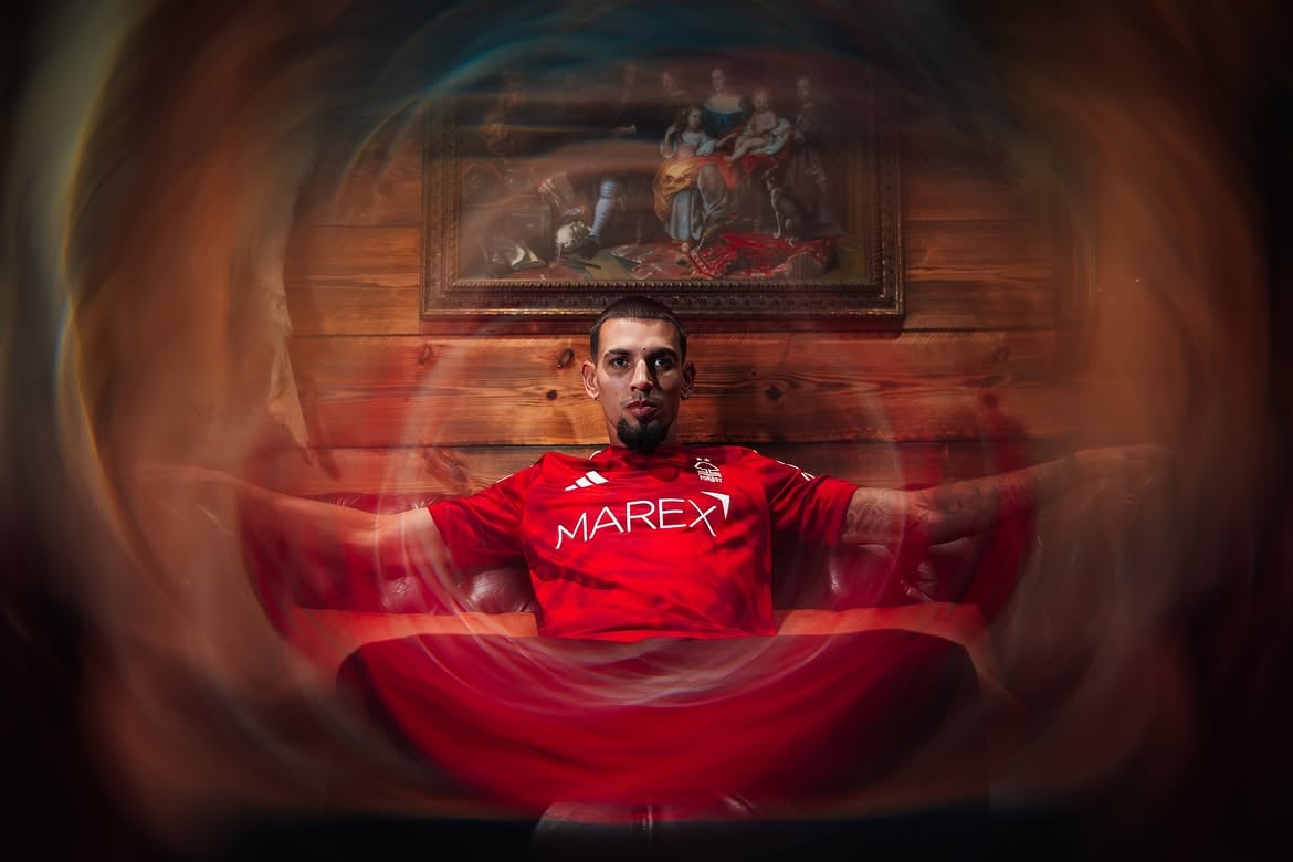 Daniel Muñoz arranca una nueva travesía en el Nottingham Forest