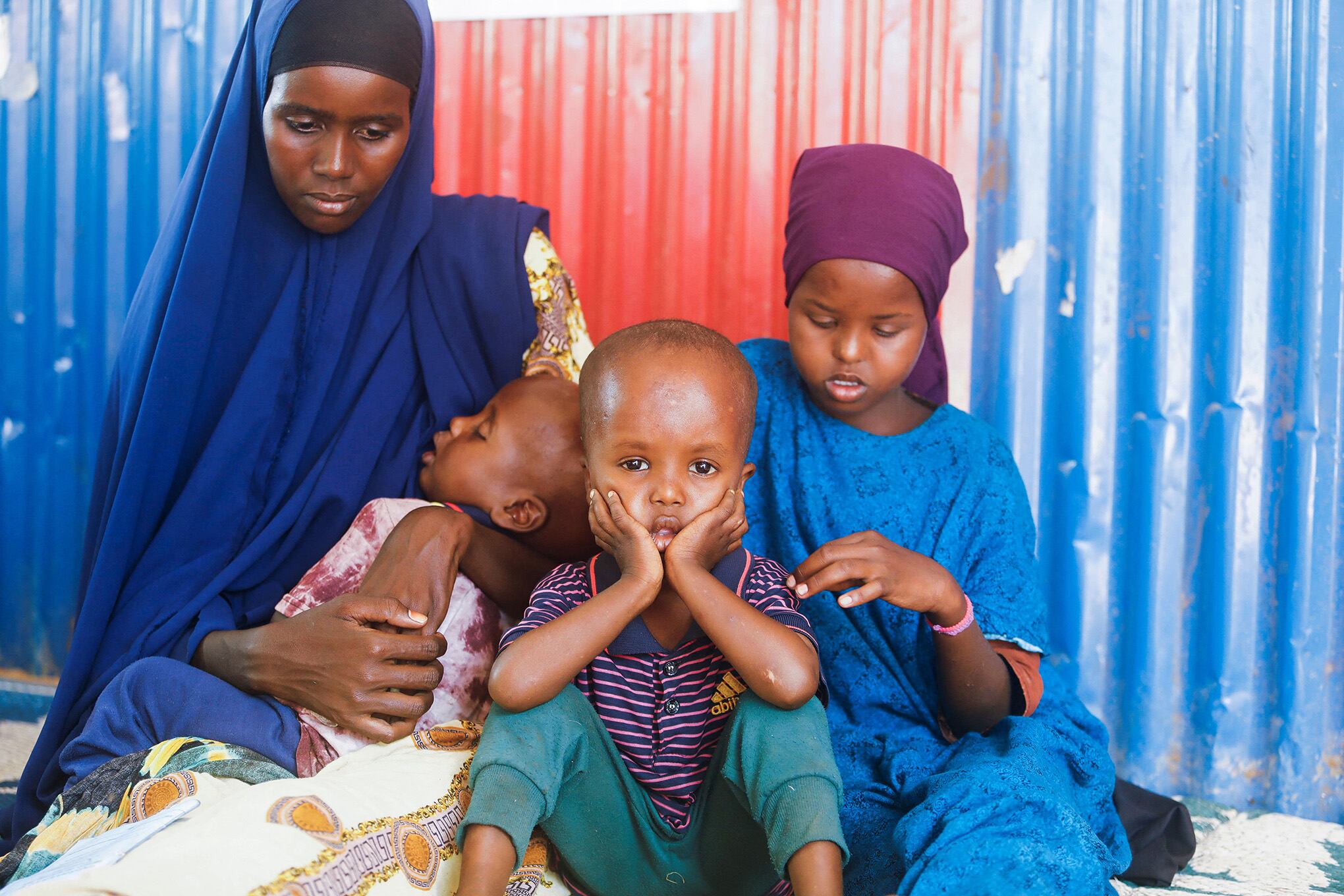 En imágenes : Mientras crece el hambre en Somalia, los bebés comienzan a morir