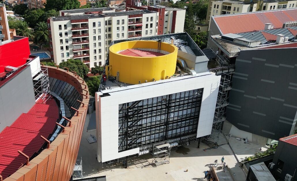 Universidad caleña inaugurará edificio de tecnología con la pantalla 3D más grande de Colombia