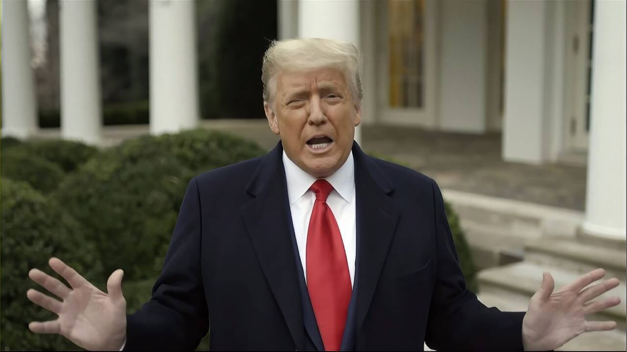 Video publicado por el Comité Selecto de la Cámara muestra al expresidente Trump grabando una declaración el 6 de enero de 2021, desde el Rose Garden.