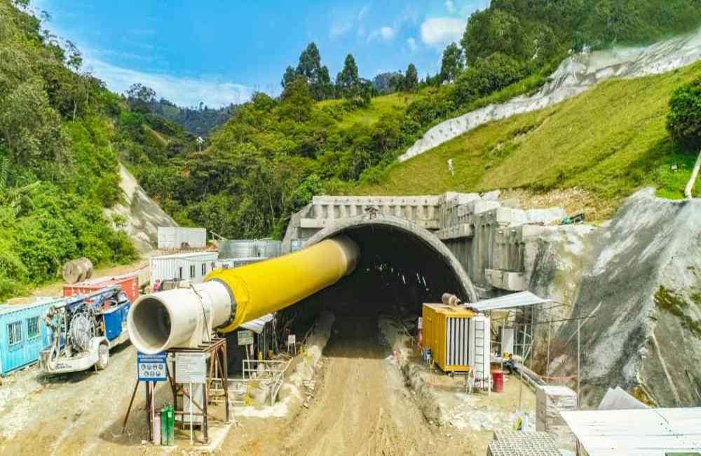 El segundo tubo del túnel de Occidente contará con nueve galerías de servicio, tres vehiculares y seis peatonales, que se conectarán con el túnel existente. Foto: Mintransporte