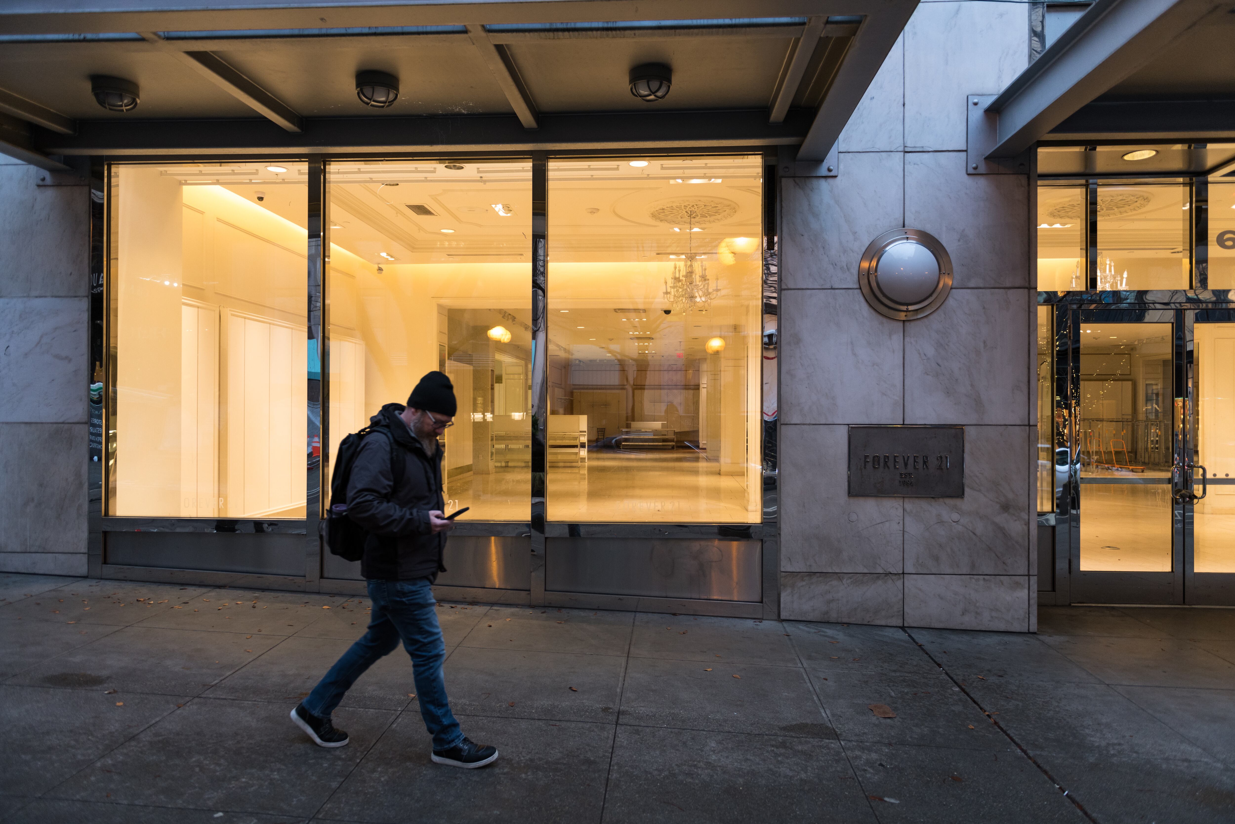 El icónico gigante de la moda Forever 21 ha vuelto a declararse en bancarrota en Estados Unidos, justo seis años después de su primera quiebra